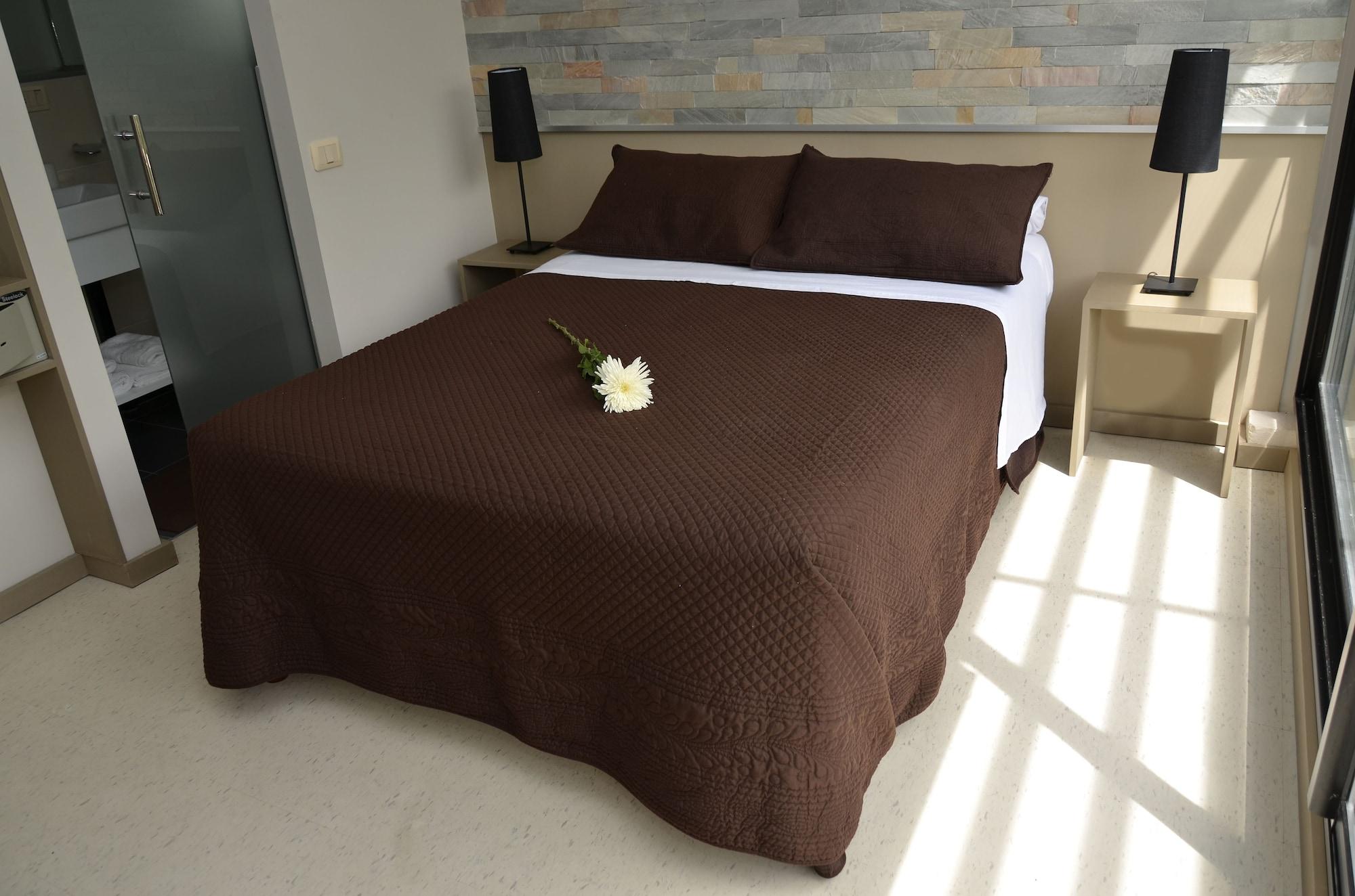 Hostel & Suites Del Rio 科洛尼亚-德尔萨克拉门托 外观 照片