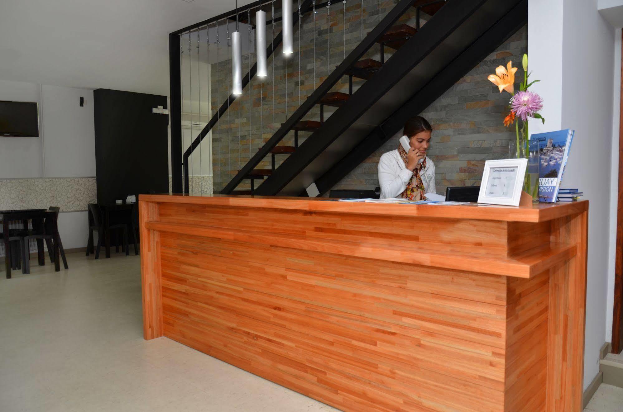 Hostel & Suites Del Rio 科洛尼亚-德尔萨克拉门托 外观 照片